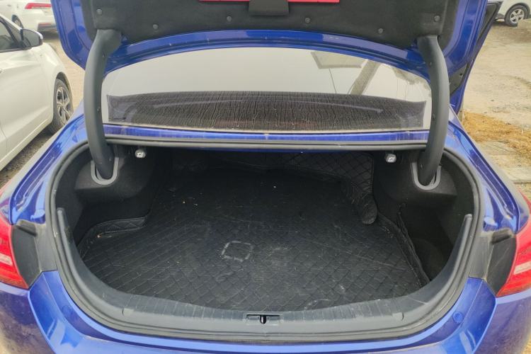 Used Hongqi H5 2020 1.5T DCT Flagship Edition Trunk