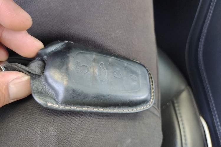 Used Hongqi H5 2020 1.5T DCT Flagship Edition Vehicle Key