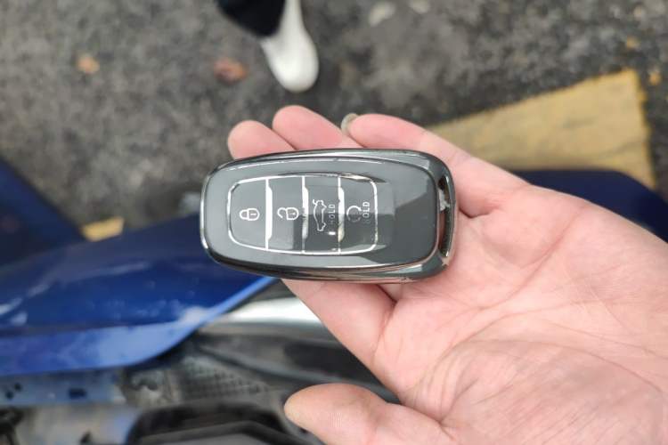 Used Hongqi H5 2020 1.5T DCT Flagship Edition Vehicle Key