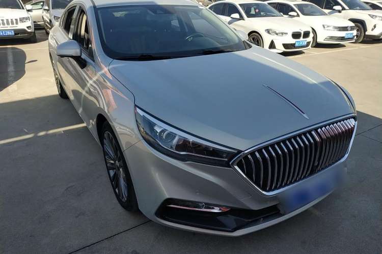 Used Hongqi H5 2020 1.8T Automatic Smart Connect Flagship Edition Front Right 45 Deg
