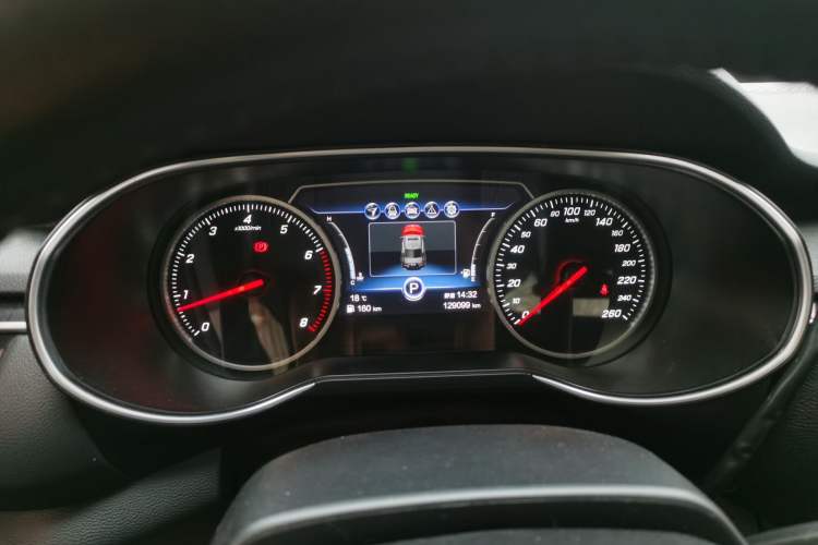 Used Hongqi H5 2020 1.8T Automatic Smart Connect Flagship Edition Instrument Cluster