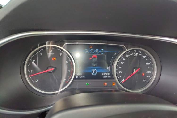 Used Hongqi H5 2020 1.5T DCT Flagship Edition Instrument Cluster