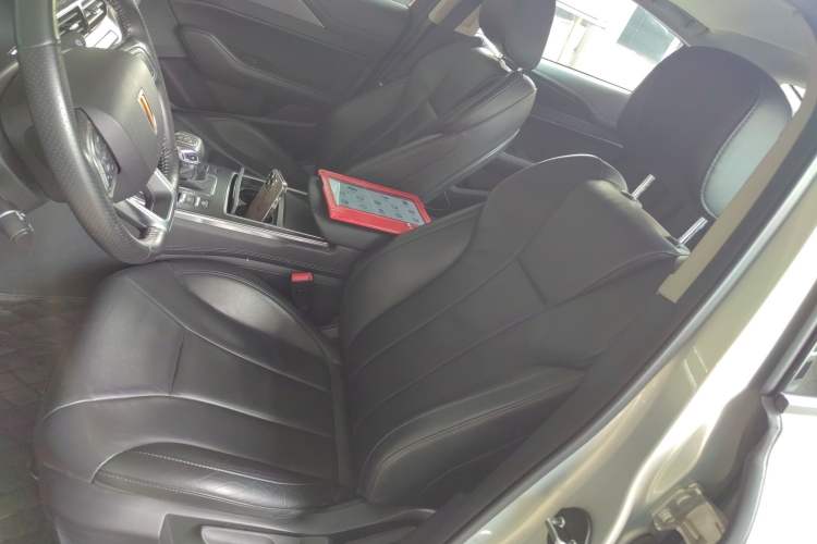 Used Hongqi H5 2020 1.5T DCT Flagship Edition Left Front Seat