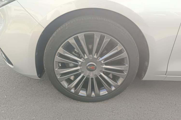 Used Hongqi H5 2020 1.5T DCT Flagship Edition Left Front Wheel Hub