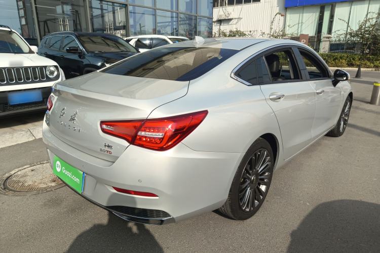 Used Hongqi H5 2020 1.5T DCT Flagship Edition Rear Right 45 Deg