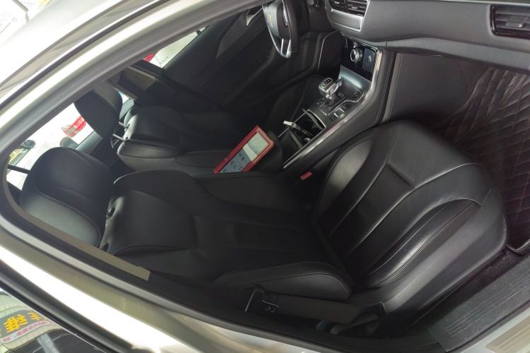 Used Hongqi H5 2020 1.5T DCT Flagship Edition Right Front Seat