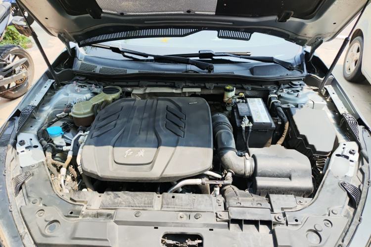 Used Hongqi H5 2020 1.5T DCT Flagship Edition Engine Bay