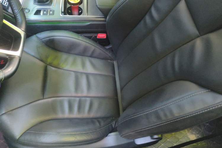 Used Hongqi H5 2020 1.8T Automatic Smart Connect Flagship Edition Driver Seat