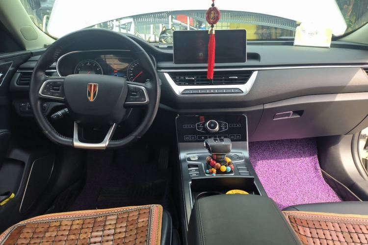Used Hongqi H5 2020 1.5T DCT Flagship Edition Center Console