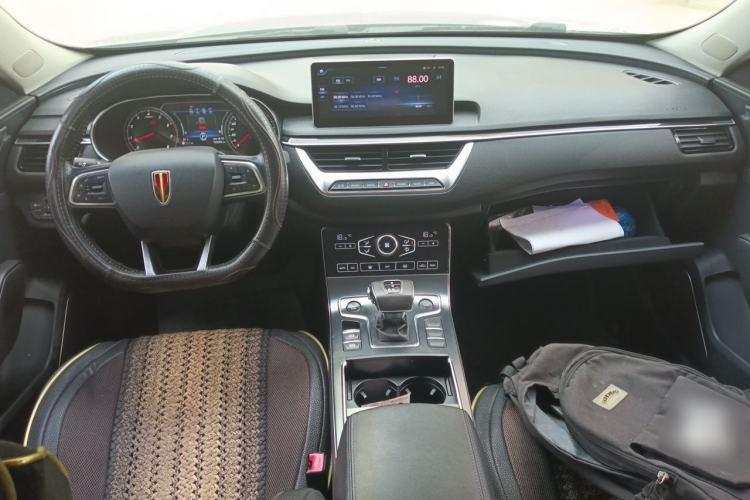 Used Hongqi H5 2020 1.5T DCT Flagship Edition Center Console