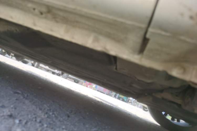 Used Hongqi H5 2020 1.8T Automatic ZhiLian QiYun Edition Chassis Front Right