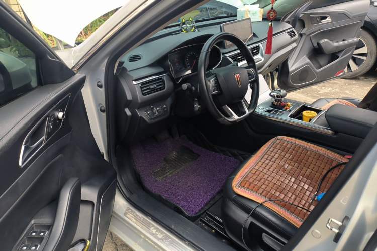 Used Hongqi H5 2020 1.5T DCT Flagship Edition Driver Seat