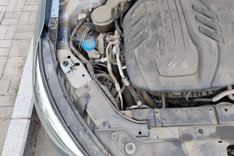 Used Hongqi H5 2020 1.8T Automatic ZhiLian QiYun Edition Engine Bay Right