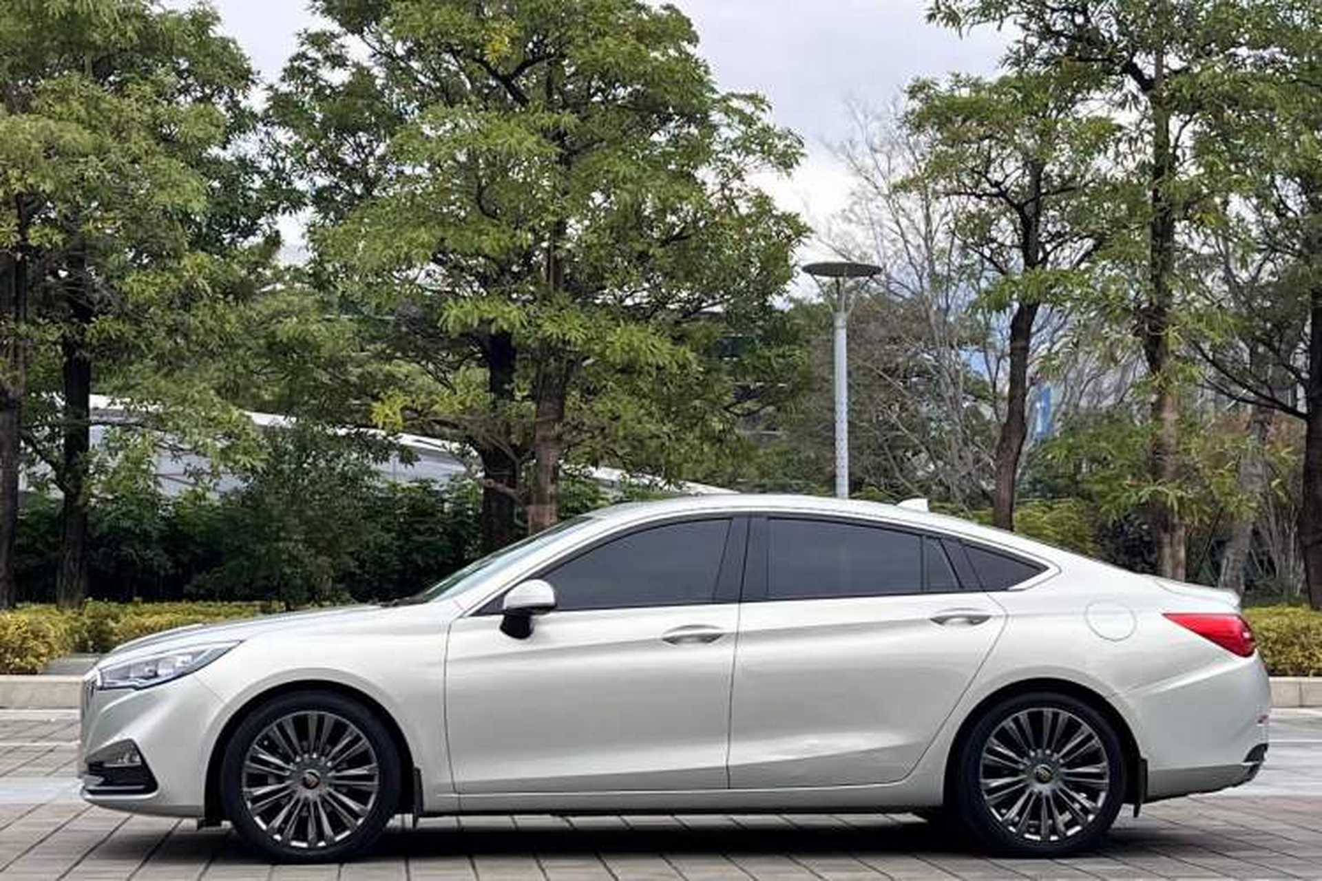 Used Hongqi H5 2020 1.8T Automatic Smart Connect Flagship Edition Exterior 4