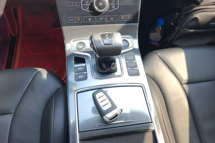 Used Hongqi H5 2020 1.5T DCT Flagship Edition Gear Lever