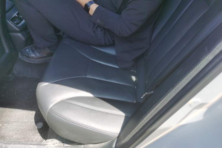 Used Hongqi H5 2020 1.8T Automatic ZhiLian QiYun Edition Left Rear Seat