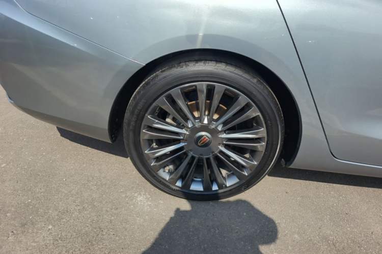Used Hongqi H5 2020 1.5T DCT Flagship Edition Right Rear Wheel Hub