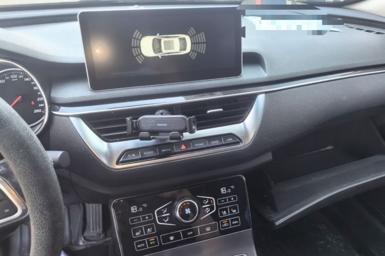 Used Hongqi H5 2020 1.8T Automatic Smart Connect Flagship Edition Audio And AC Panel