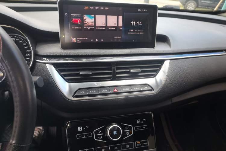 Used Hongqi H5 2020 1.8T Automatic ZhiLian QiYun Edition Audio And AC Panel