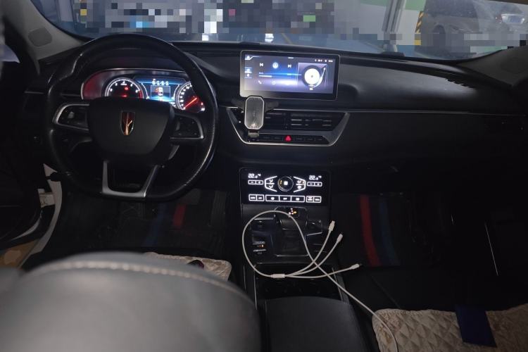 Used Hongqi H5 2020 1.5T DCT Flagship Edition Center Console