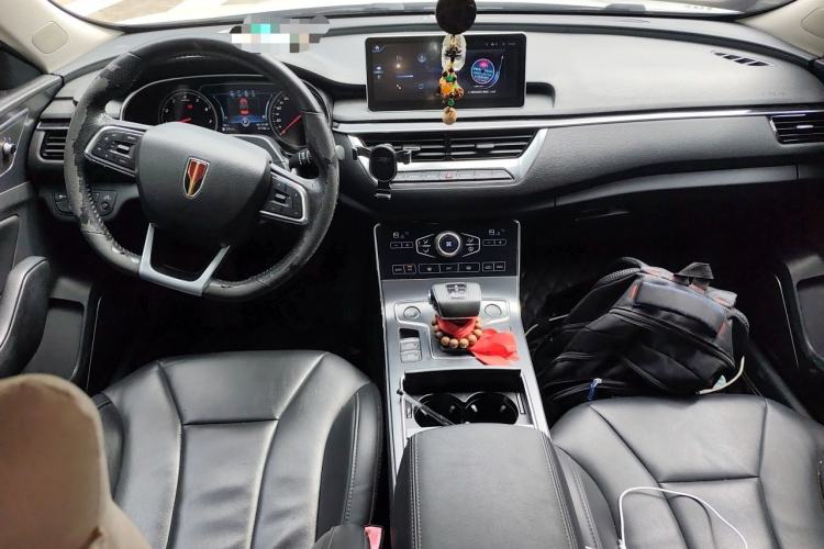 Used Hongqi H5 2020 1.5T DCT Flagship Edition Center Console