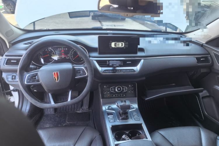 Used Hongqi H5 2020 1.8T Automatic Smart Connect Flagship Edition Center Console
