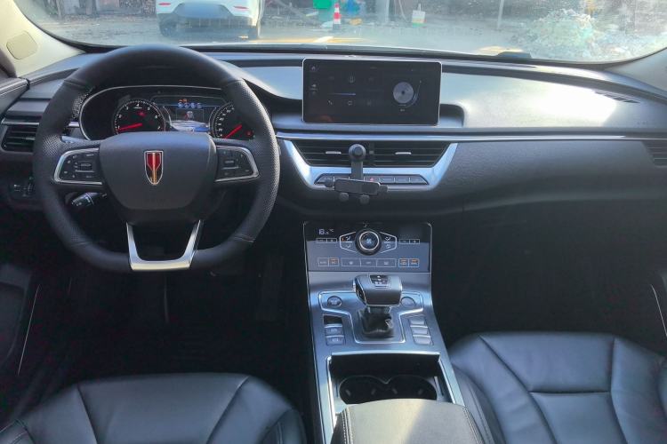 Used Hongqi H5 2020 1.5T DCT Flagship Edition Center Console