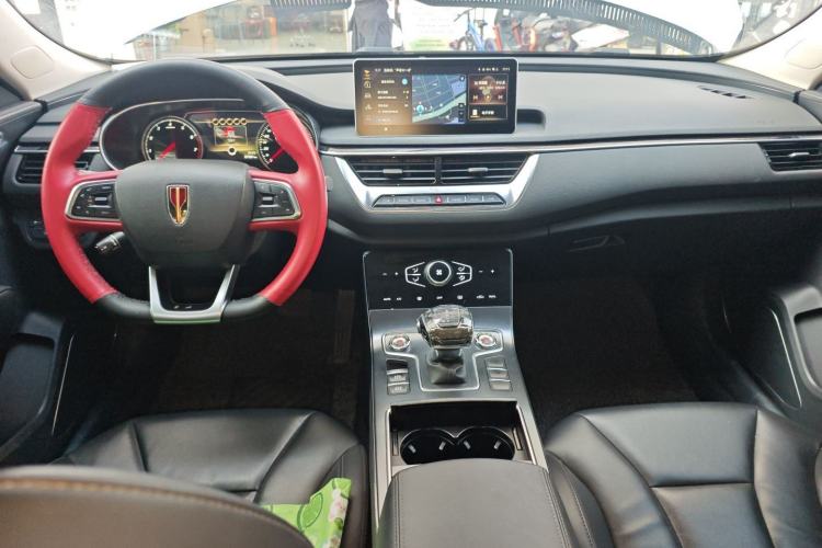 Used Hongqi H5 2020 1.8T Automatic ZhiLian QiYun Edition Center Console