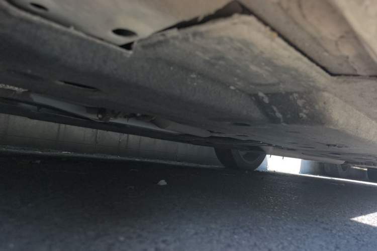 Used Hongqi H5 2020 1.8T Automatic Smart Connect Flagship Edition Chassis Front Left
