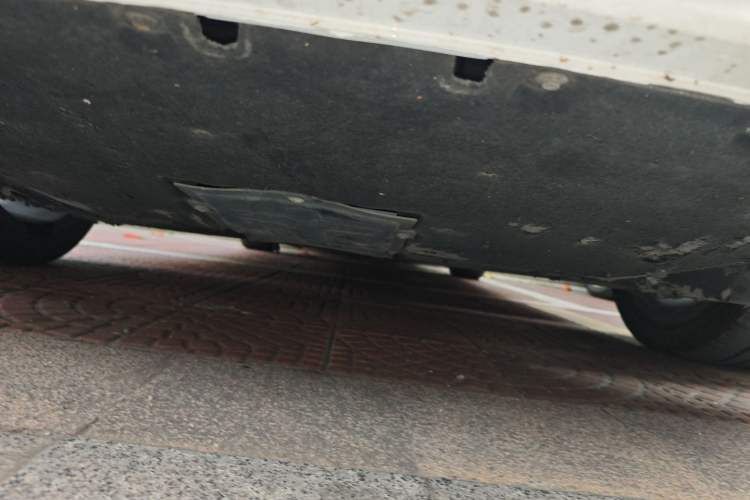 Used Hongqi H5 2020 1.8T Automatic ZhiLian QiYun Edition Chassis Front