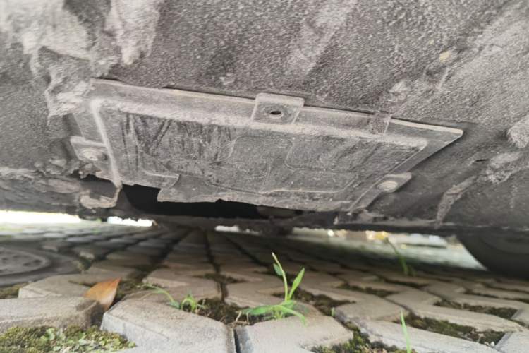 Used Hongqi H5 2020 1.8T Automatic Smart Connect Flagship Edition Chassis Front