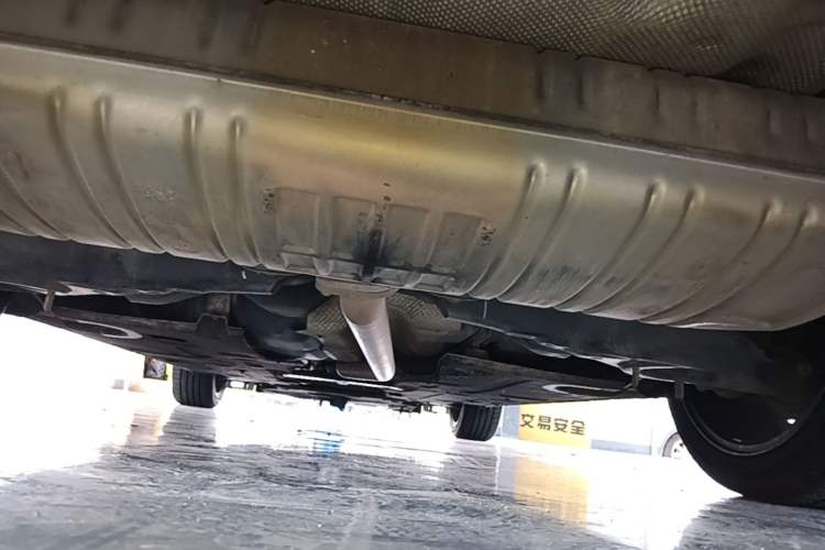 Used Hongqi H5 2020 1.5T DCT Flagship Edition Chassis Rear