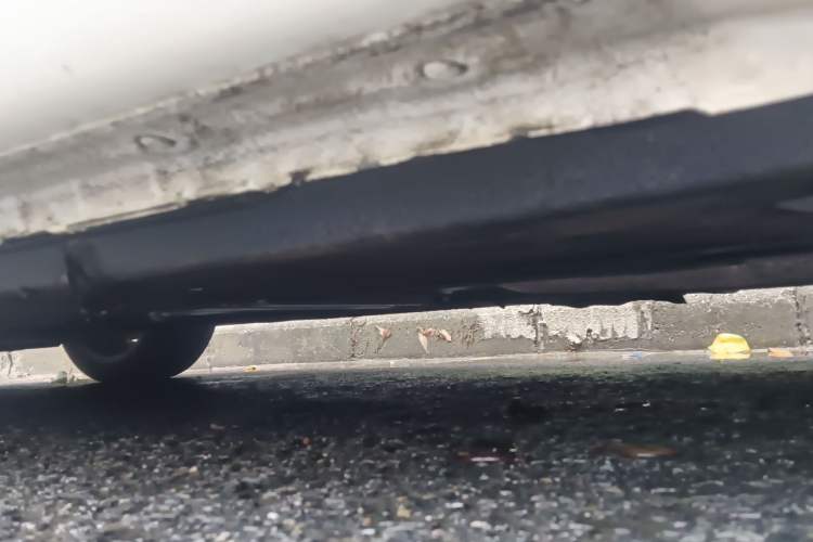 Used Hongqi H5 2020 1.8T Automatic Smart Connect Flagship Edition Chassis Rear Left