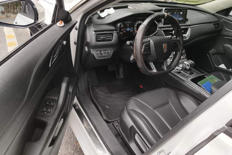 Used Hongqi H5 2020 1.8T Automatic Smart Connect Flagship Edition Driver Seat