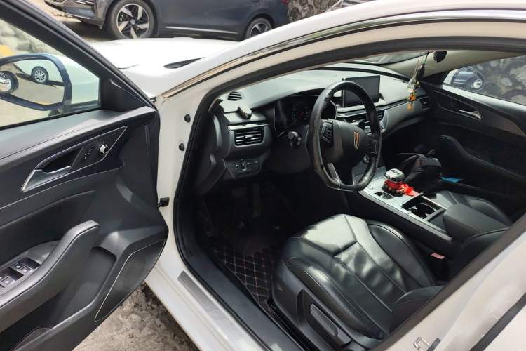 Used Hongqi H5 2020 1.5T DCT Flagship Edition Driver Seat