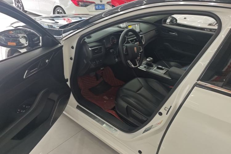 Used Hongqi H5 2020 1.5T DCT Flagship Edition Driver Seat