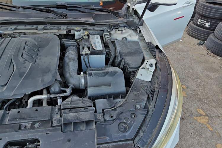 Used Hongqi H5 2020 1.8T Automatic ZhiLian QiYun Edition Engine Bay Left
