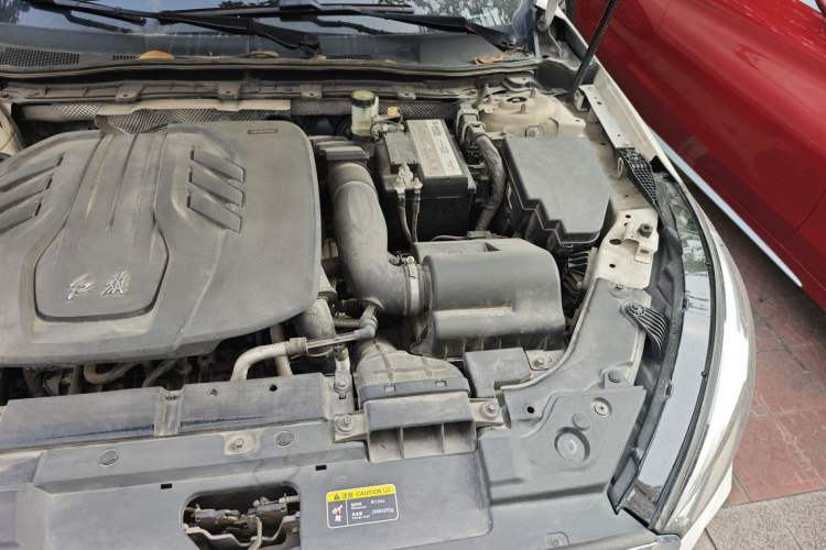 Used Hongqi H5 2020 1.8T Automatic ZhiLian QiYun Edition Engine Bay Left