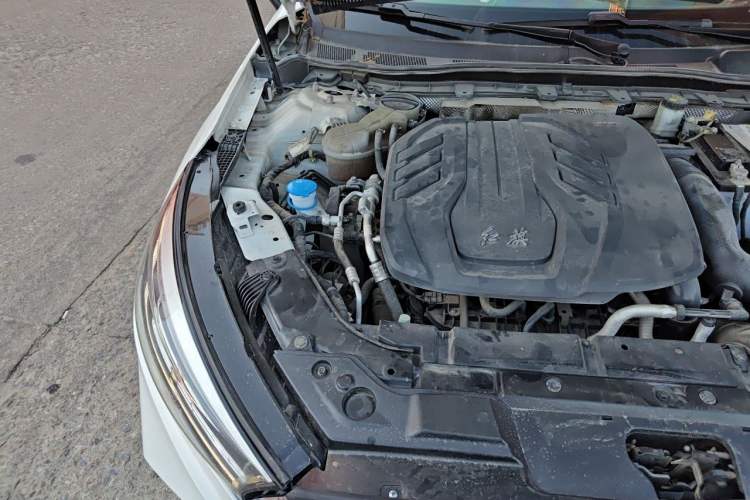 Used Hongqi H5 2020 1.8T Automatic ZhiLian QiYun Edition Engine Bay Right