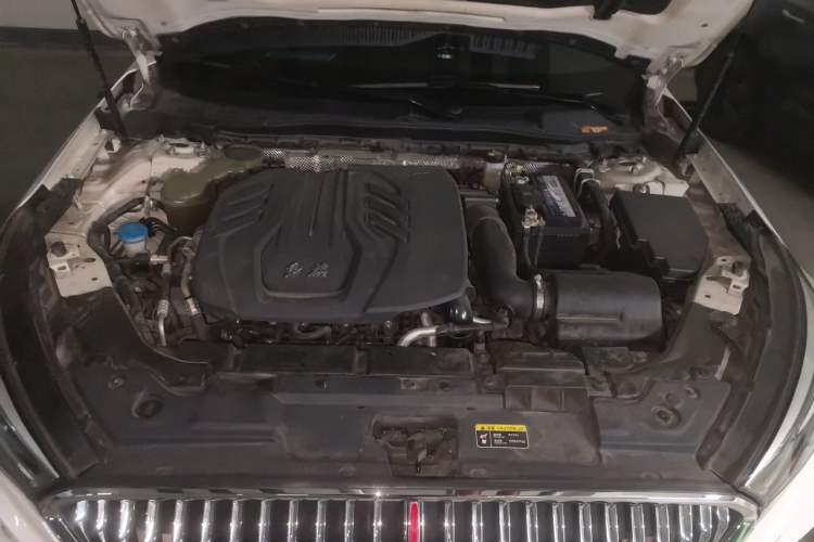 Used Hongqi H5 2020 1.8T Automatic Smart Connect Flagship Edition Engine Bay