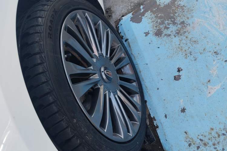 Used Hongqi H5 2020 1.5T DCT Flagship Edition Exterior 4