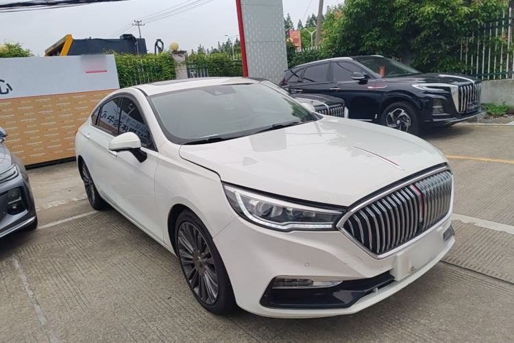 Used Hongqi H5 2020 1.8T Automatic Smart Connect Flagship Edition Front Right 45 Deg
