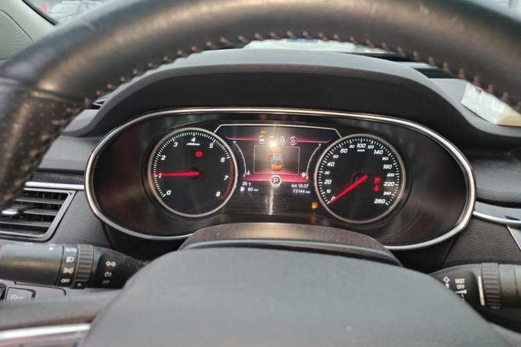 Used Hongqi H5 2020 1.5T DCT Flagship Edition Instrument Cluster
