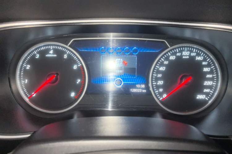 Used Hongqi H5 2020 1.8T Automatic Smart Connect Flagship Edition Instrument Cluster