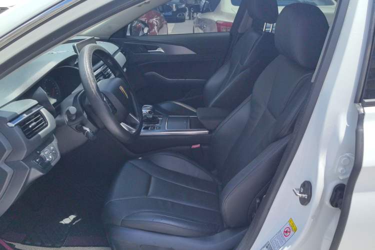 Used Hongqi H5 2020 1.8T Automatic ZhiLian QiYun Edition Left Front Seat