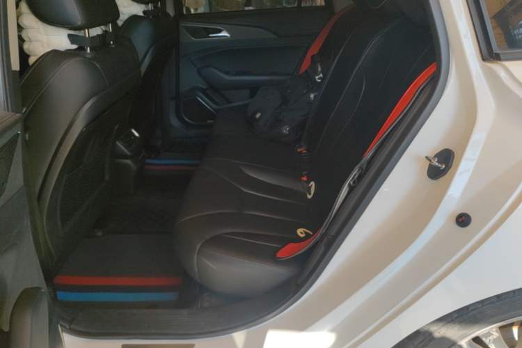 Used Hongqi H5 2020 1.8T Automatic Smart Connect Flagship Edition Left Rear Seat
