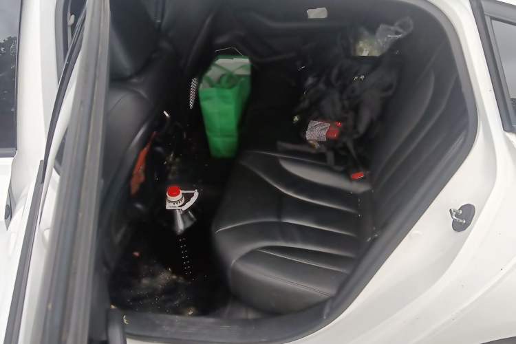 Used Hongqi H5 2020 1.8T Automatic Smart Connect Flagship Edition Left Rear Seat