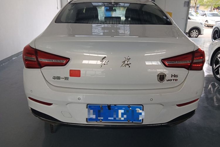 Used Hongqi H5 2020 1.5T DCT Flagship Edition Rear