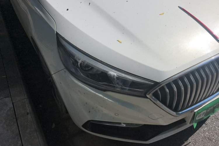 Used Hongqi H5 2020 1.8T Automatic Smart Connect Flagship Edition Right Front Headlight