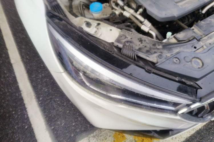 Used Hongqi H5 2020 1.5T DCT Flagship Edition Right Front Headlight
